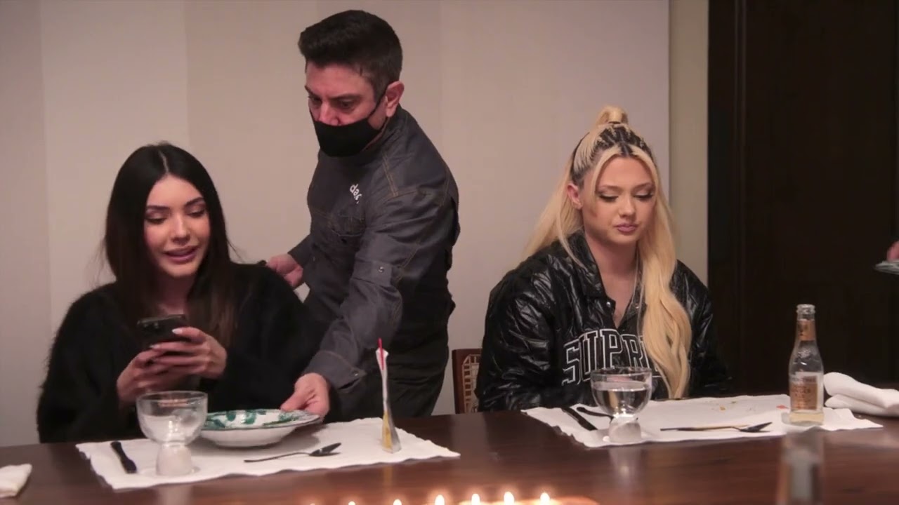 Another Kardashian-Barker Family Dinner *vEgAn fRiendly* THE KARDASHIANS