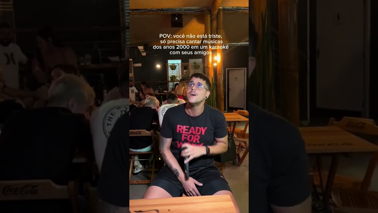 Imposs&iacute;vel n&atilde;o se emocionar! O Tal Do Nello canta 