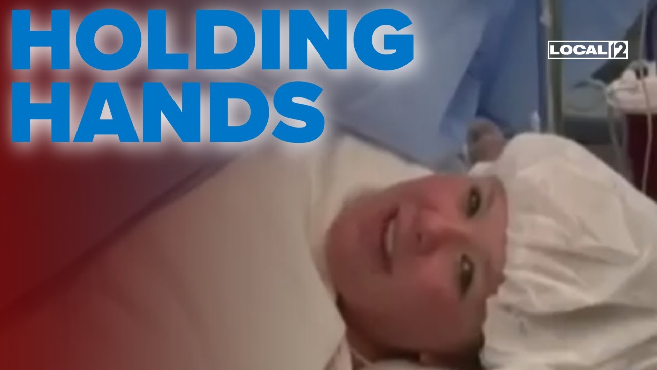 Mother gives birth to rare twins holding hands