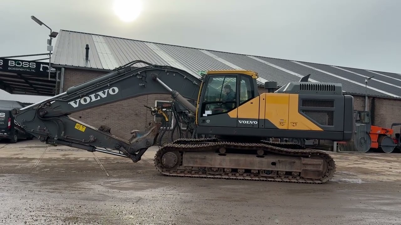Volvo EC380EL Excavator - Year: 2014 (Refnr. BM7187)