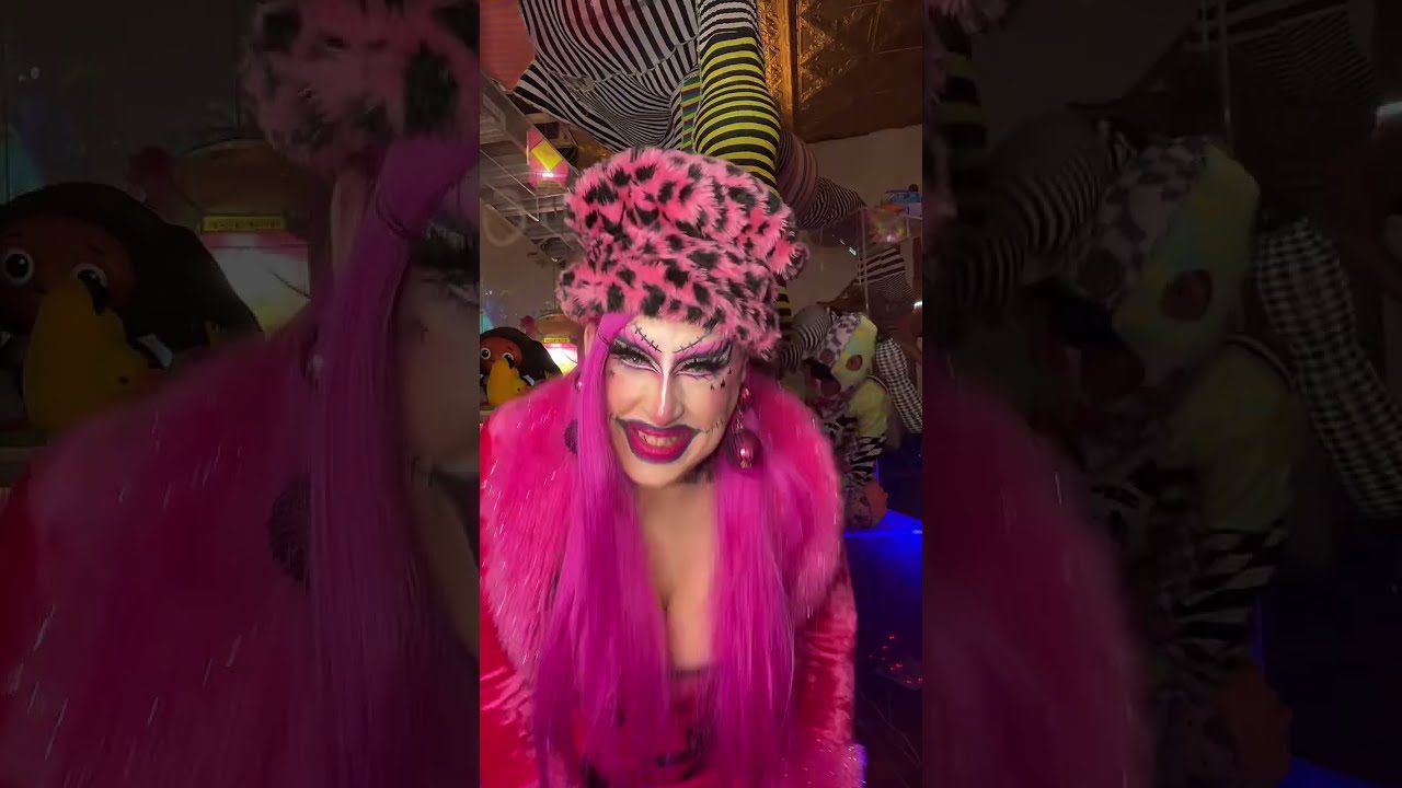 SISI SUPER SOCK DRAGSHOW