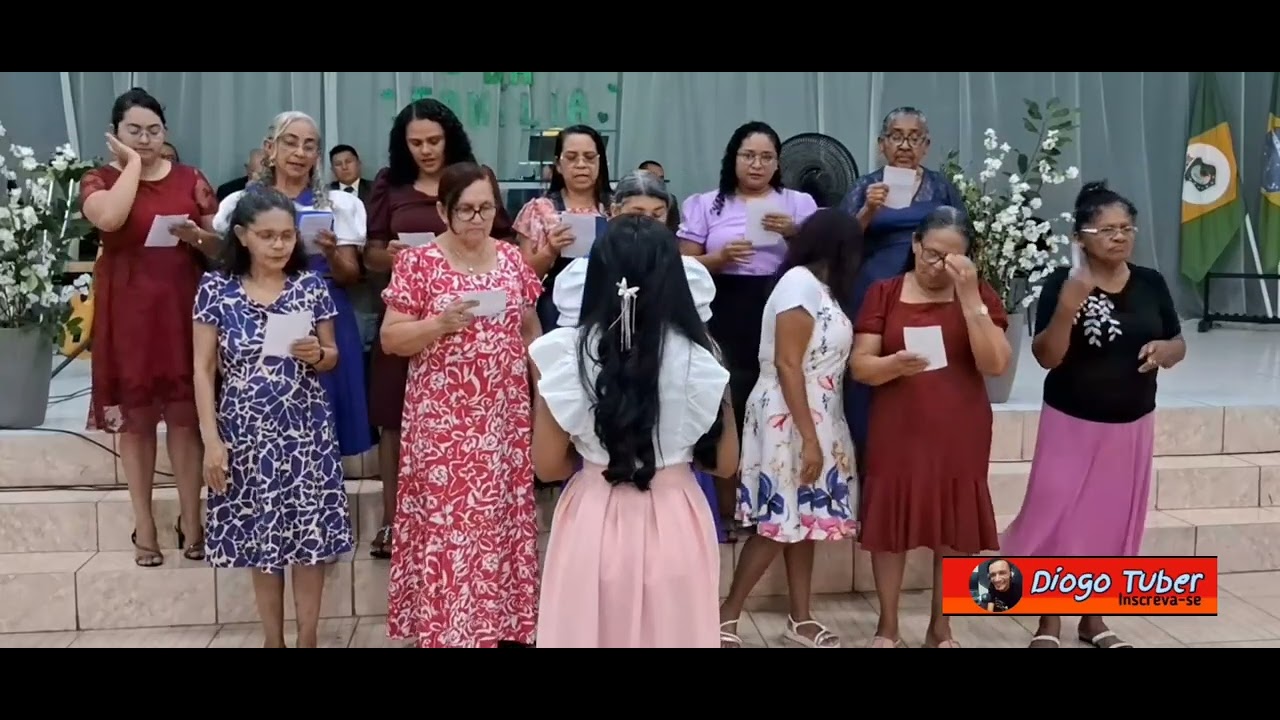 Conjunto de senhoras filhas do Rei