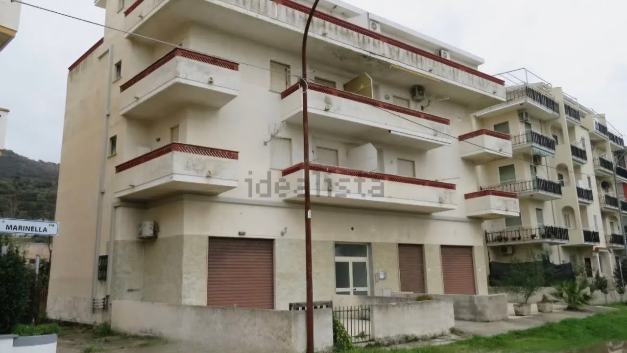 Apartment close to sea €55000, Falerna, Italy