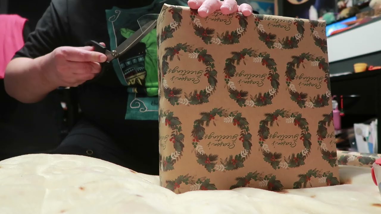 ASMR Christmas Wrapping