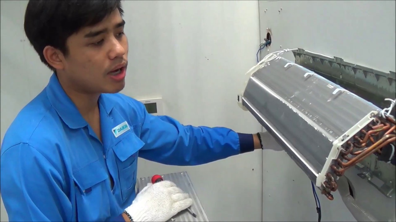 [ Room Air  Ep.1 ] ล้างแอร์ไดกิ้น  I ตอน 4 การฉีดล้างชุดภายใน