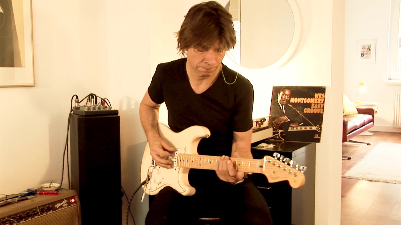 2008 Fender American Std. Stratocaster, blonde, Part1
