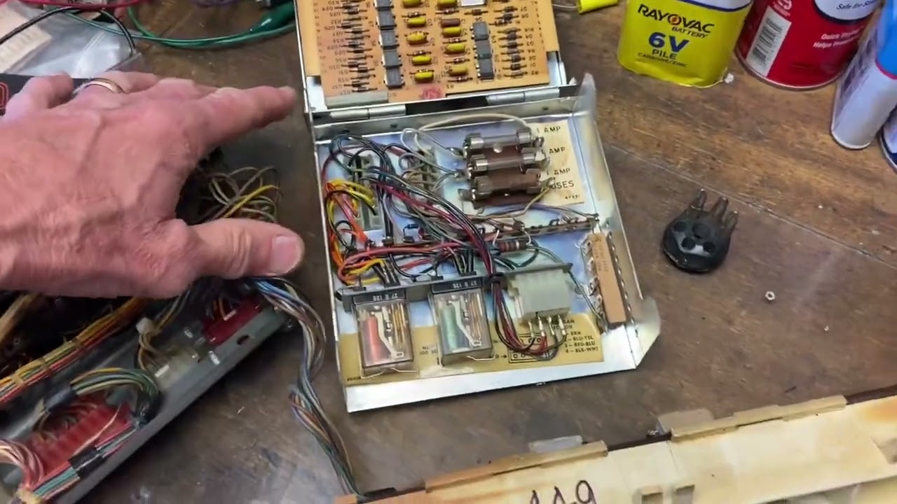 Fixing a 70's Rockola 460 jukebox