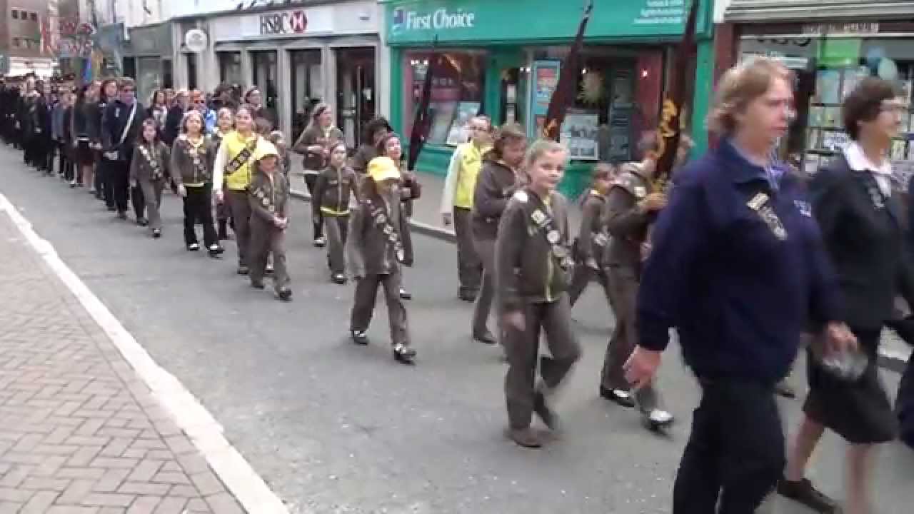 Lew's News Extra - Tiverton Mayor's Parade 2011