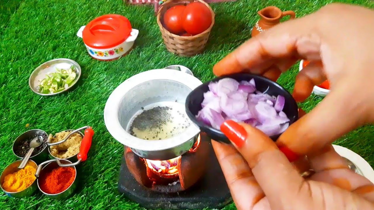 Miniature Tomato Rice Recipe||How to make simple tomato rice||Thakali Sadham||🍅Miniature Cooking🍅