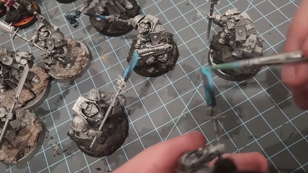 Warhammer power weapon painting