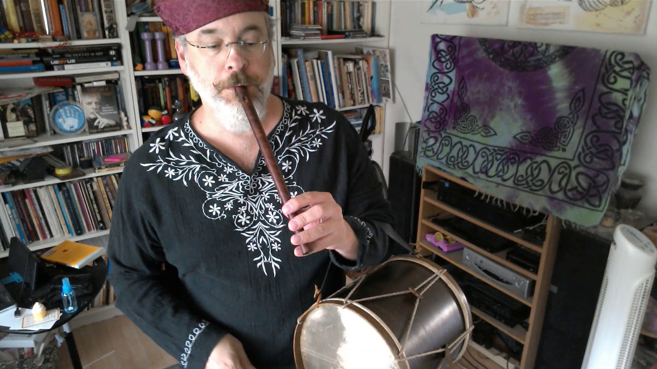 Italian renaissance dances on the pipe & tabor