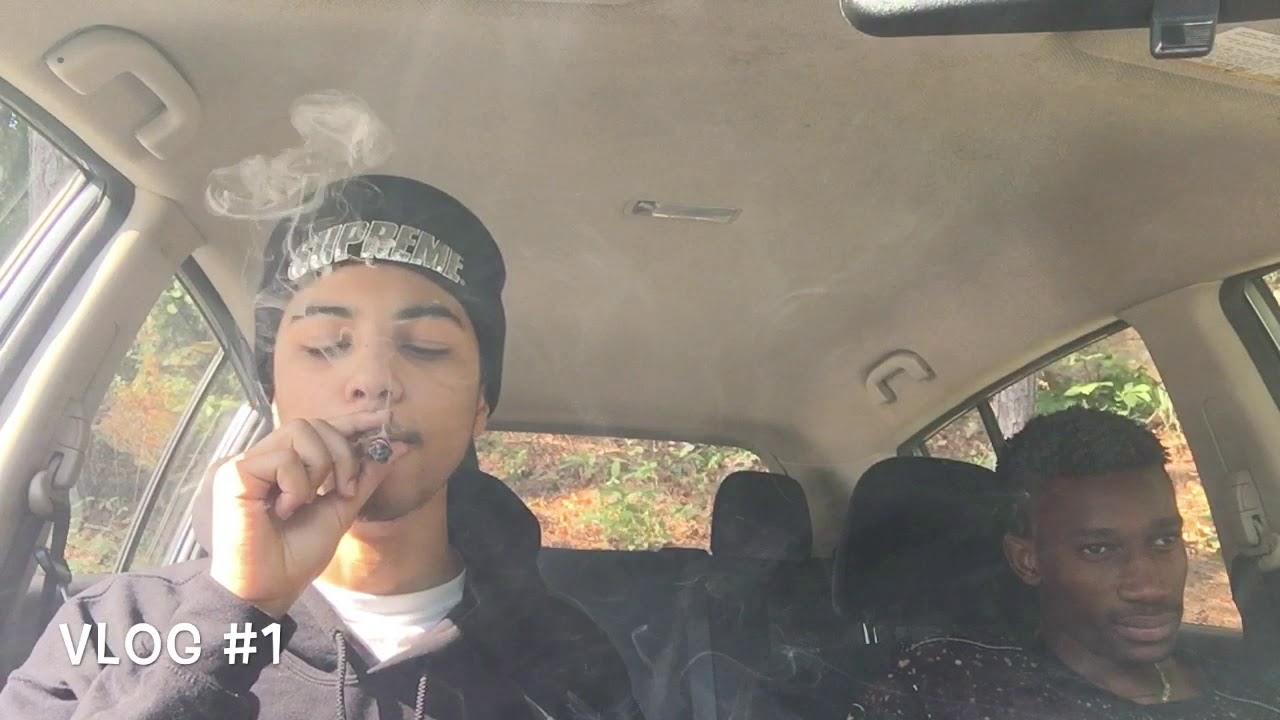 WAKE N' BAKE HOTBOX SESH - VLOG #1