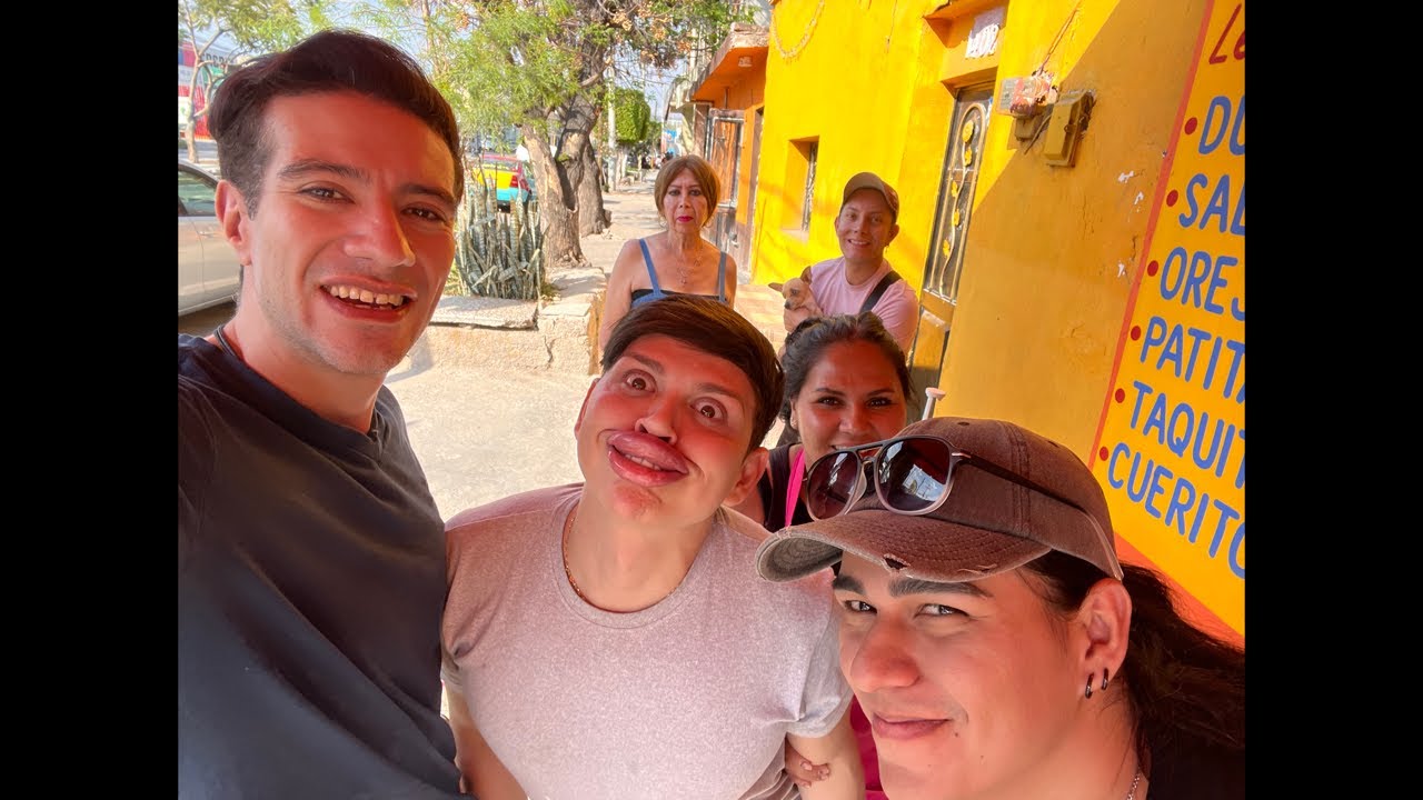 Vamos a buscar vestidos para la señora Perla
