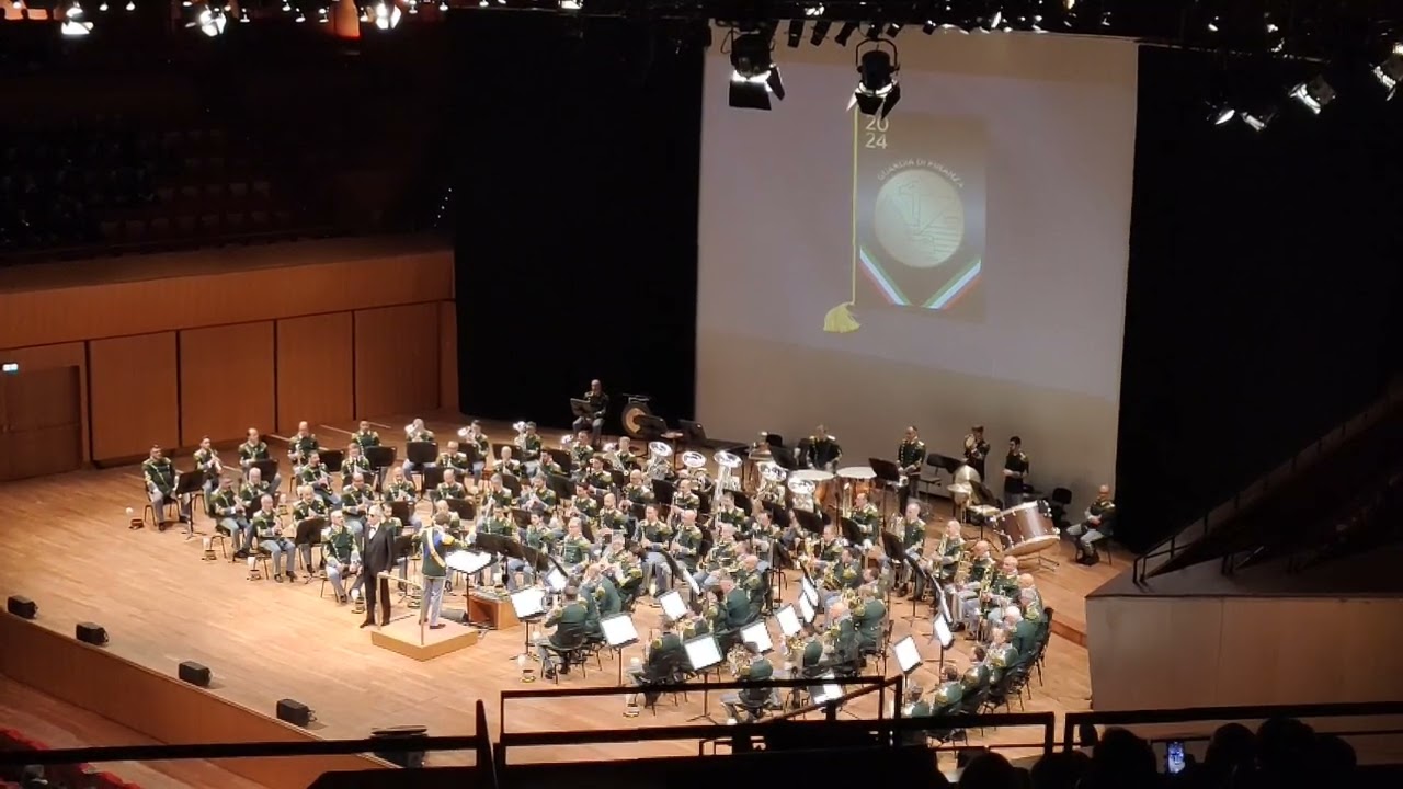 Granada - Andrea Bocelli (presentazione calendario GdF)