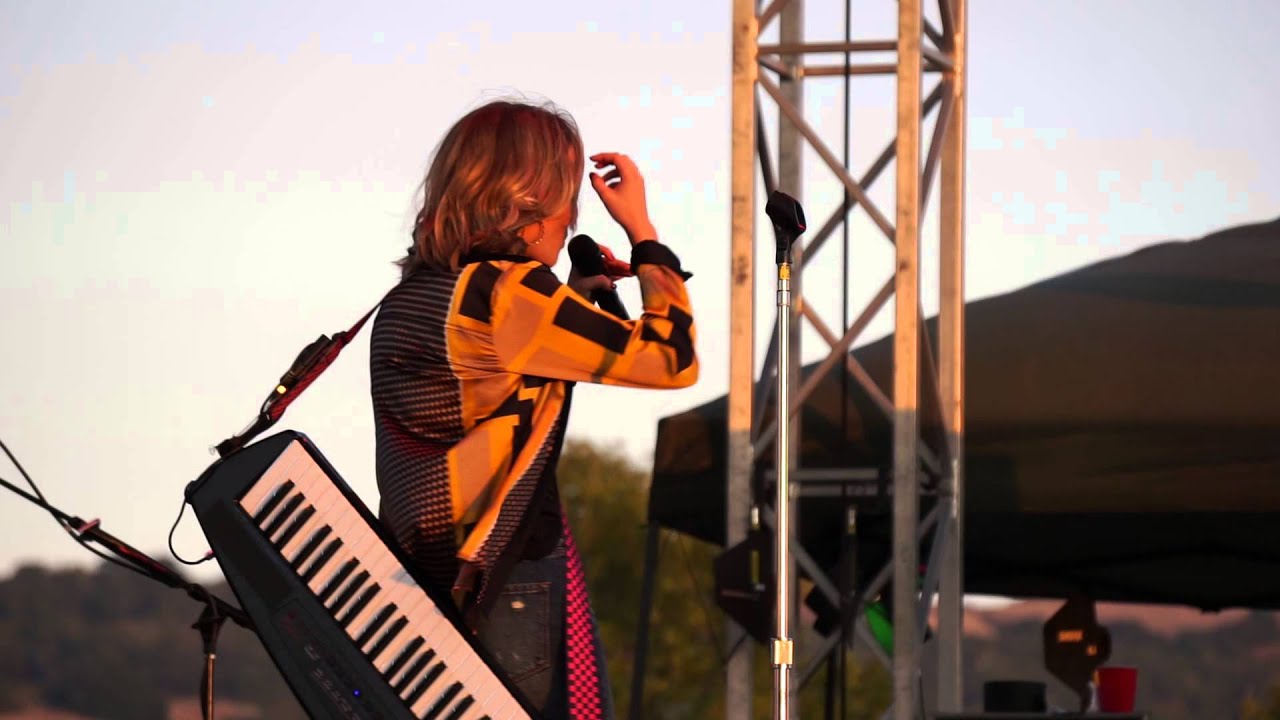 City Lights - Bridgit Mendler - Sonoma County Fair 2015