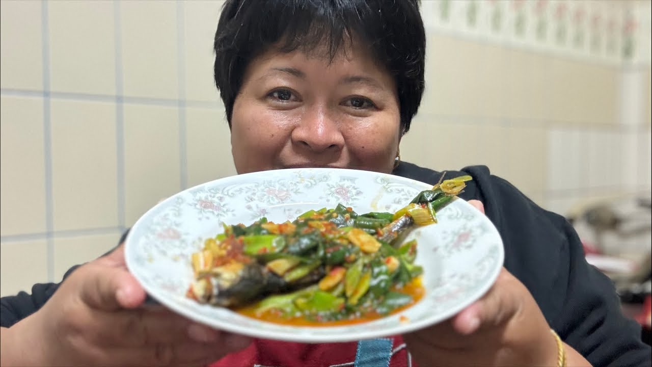 Tumis ikan asin peda super pedas ‼️ Luckyto Yaman Channel sedang live sekarang!