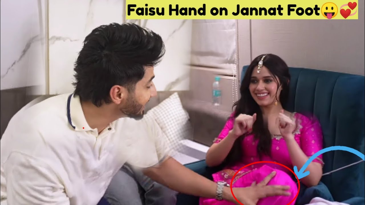 Faisu Hand on Jannat knee😛💞Fainat Cute unseen Moment