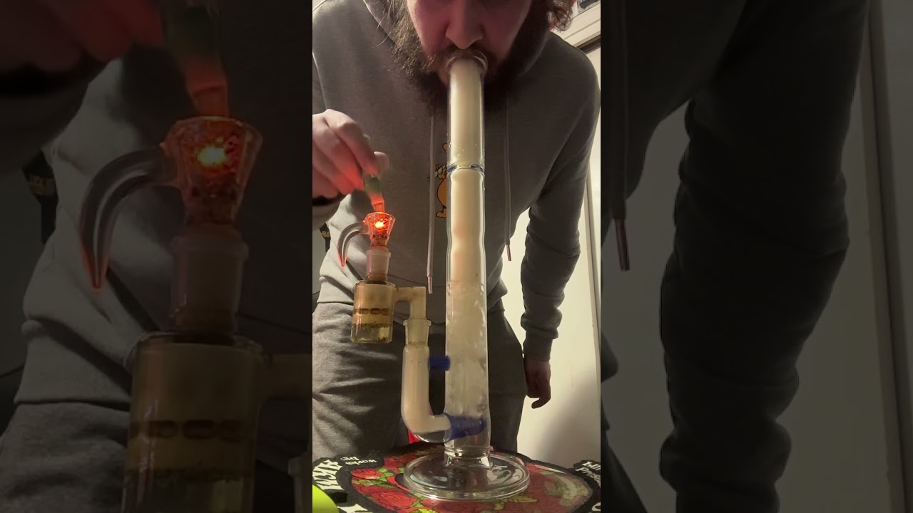 Slow motion bong rip out of my Kenta kito tube. Great function for the price!