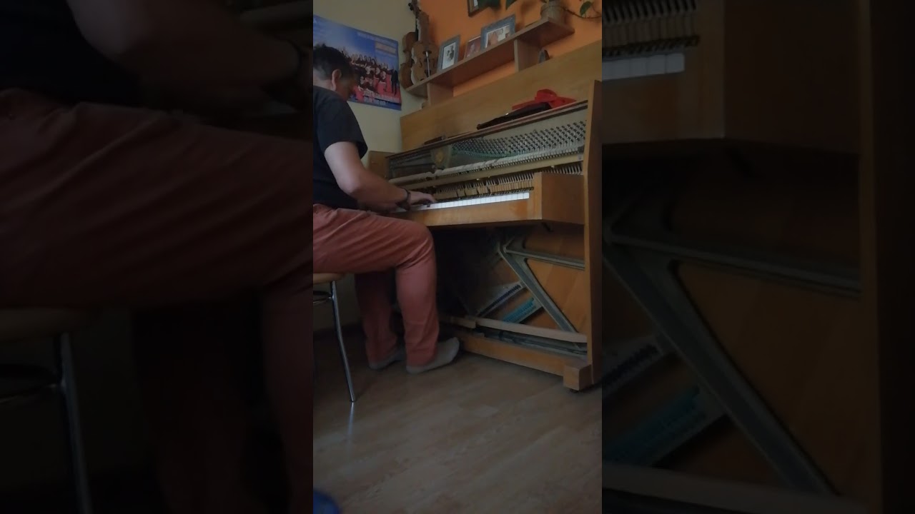 Pianino Legnica M-100 (1985) przed i po strojeniu