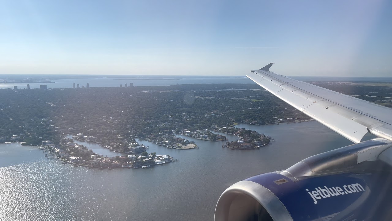 JetBlue Airbus A320 Landing Tampa Intl. (KTPA)