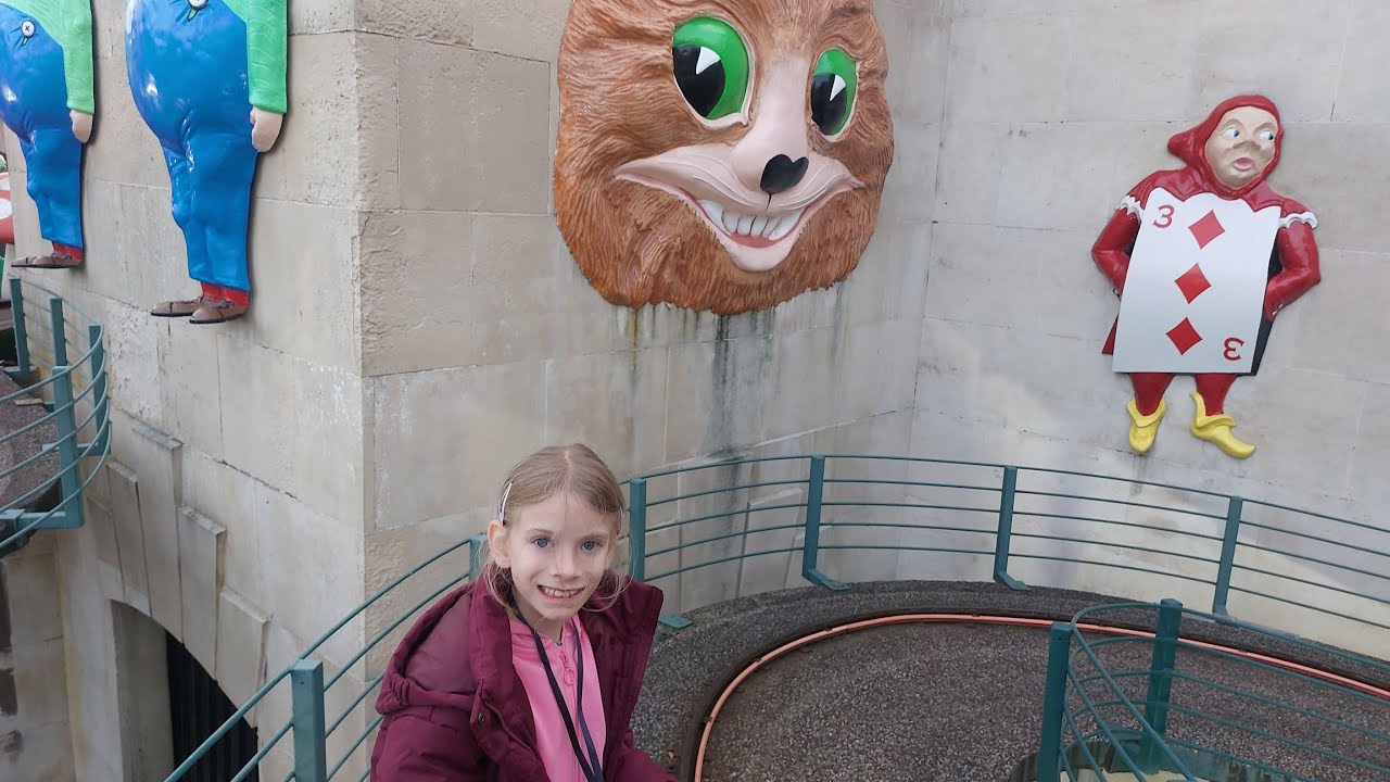 Alice In Wonderland. Blackpool Pleasure Beach. Full Ride VIP Behind The Ride POV Walk Though.