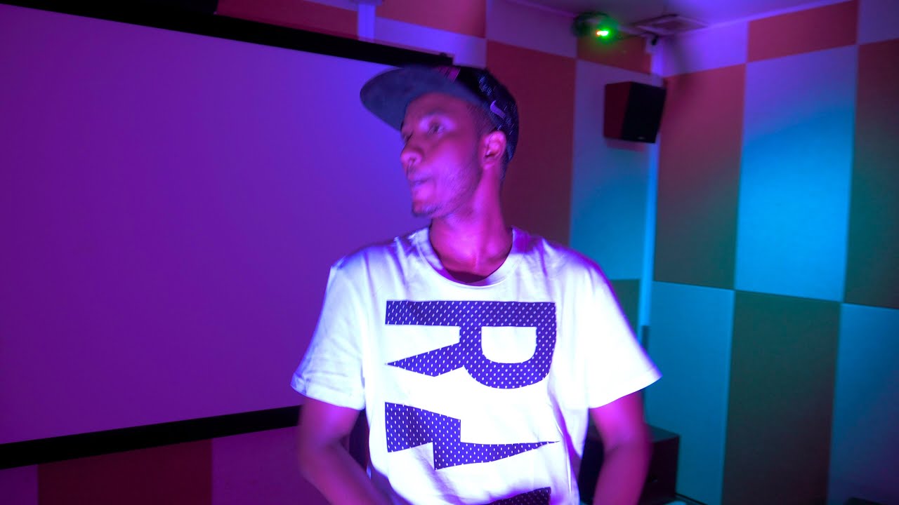 Xariir Axmed - Xajiya - Official Music Video 2020