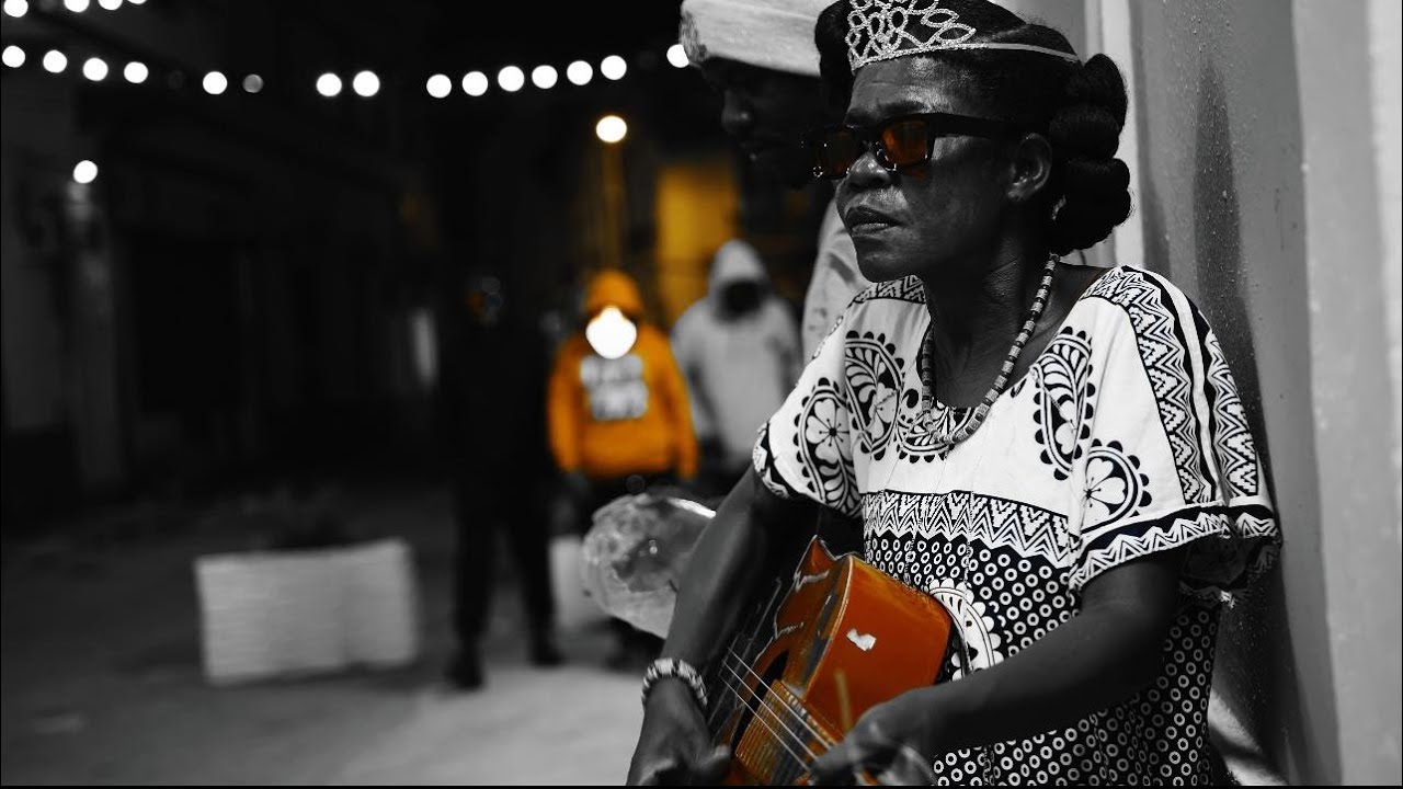 Diboba, @DjHabias | Notas | Official Music Video