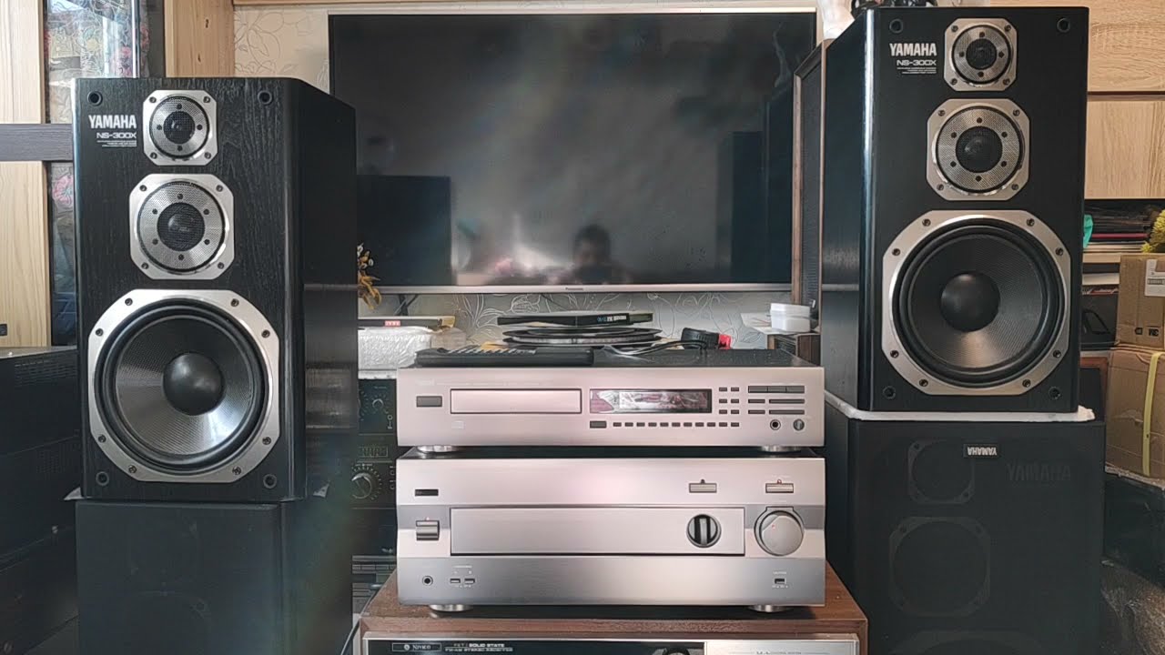 Yamaha AX 892 + CDX640 + SONY FA33es