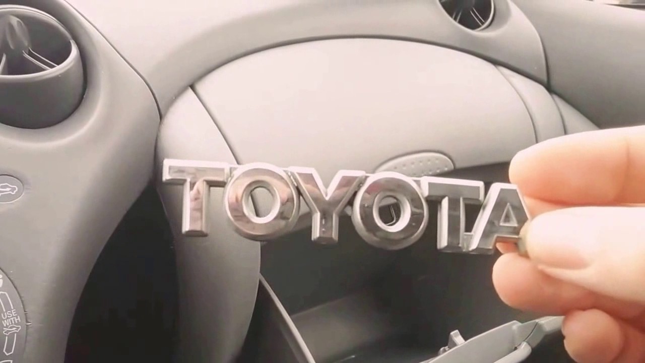 2002 Toyota Echo 5-spd manual (for WhoSaidTyler)