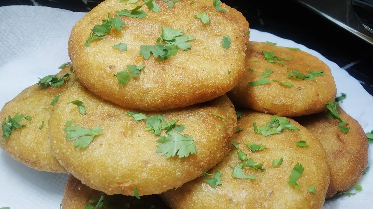 सब्जियां और सूजी से बना क्रिसपी और टेस्टि नाश्ता
