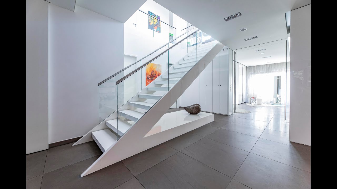 VON POLL IMMOBILIEN Frankfurt – Exklusives Penthouse in Bestlage