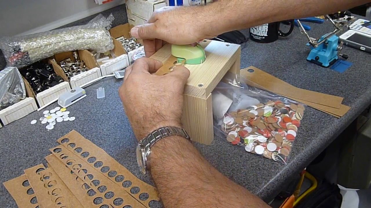 Making overshot cards for the evil 12-gauge AA HS hulls.