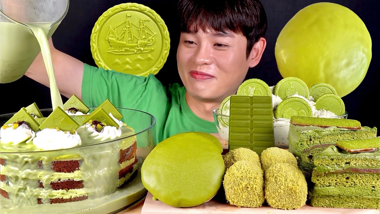 ASMR 말차디저트파티🟢말차빈츠 말차크림떡 말차초콜릿 먹방~!! Green Tea Dessert Chocolate Bread with pistachio Cake MuKBang~!