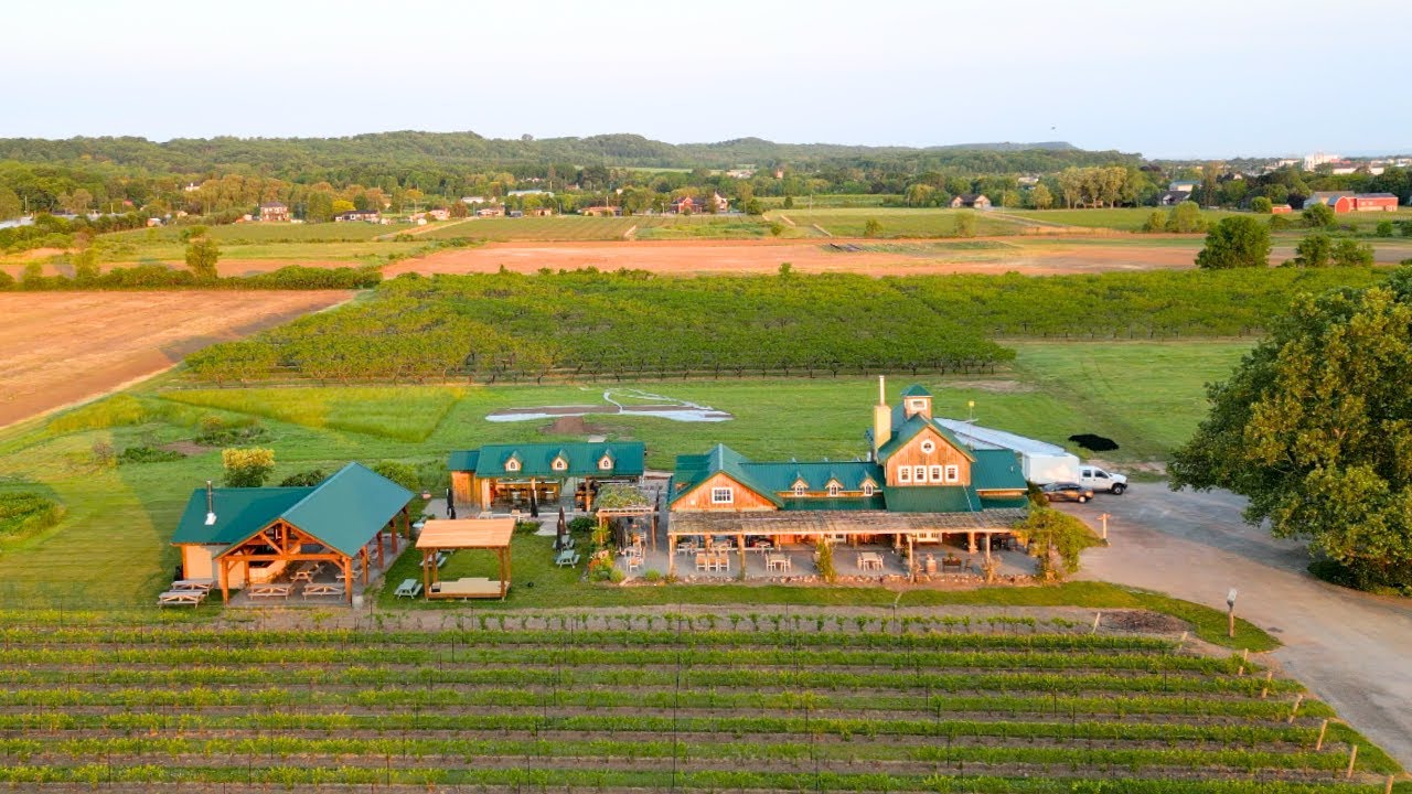 The Good Earth Winery: An Oasis in Niagara Wine Country, Canada (4K)