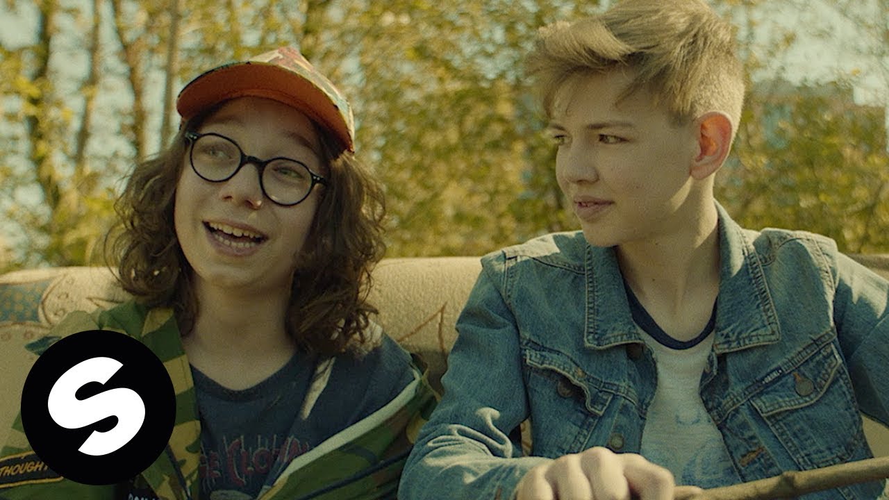 Cammora - Best Friends (feat. The Guest and the Host) [Official Music Video]