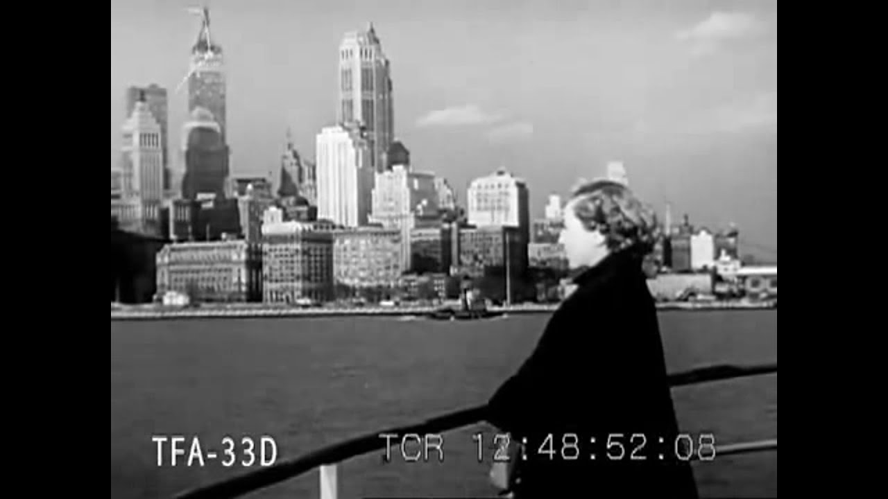 Florence + the Machine & Billy Bragg - Fairytale Of New York (Lyric Video) [Christmas Song]