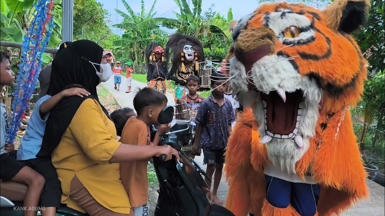 Rame tenan! Kirab barongan new Pandawa di jatimulyo bonang demak