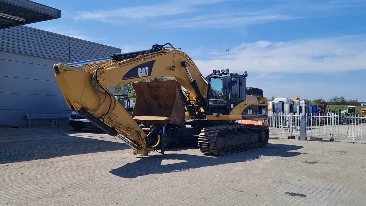 70167223 Caterpillar 330D