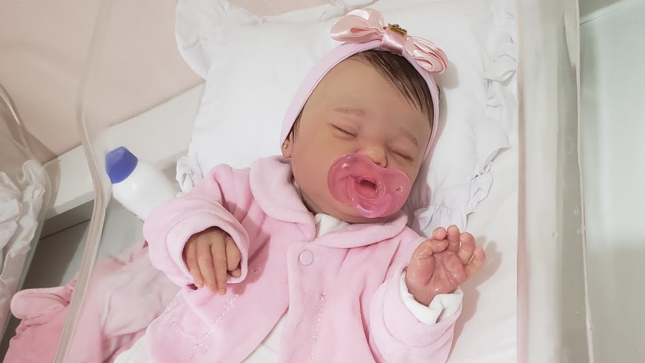 Bebê Gemma de silicone solido banho+ troca