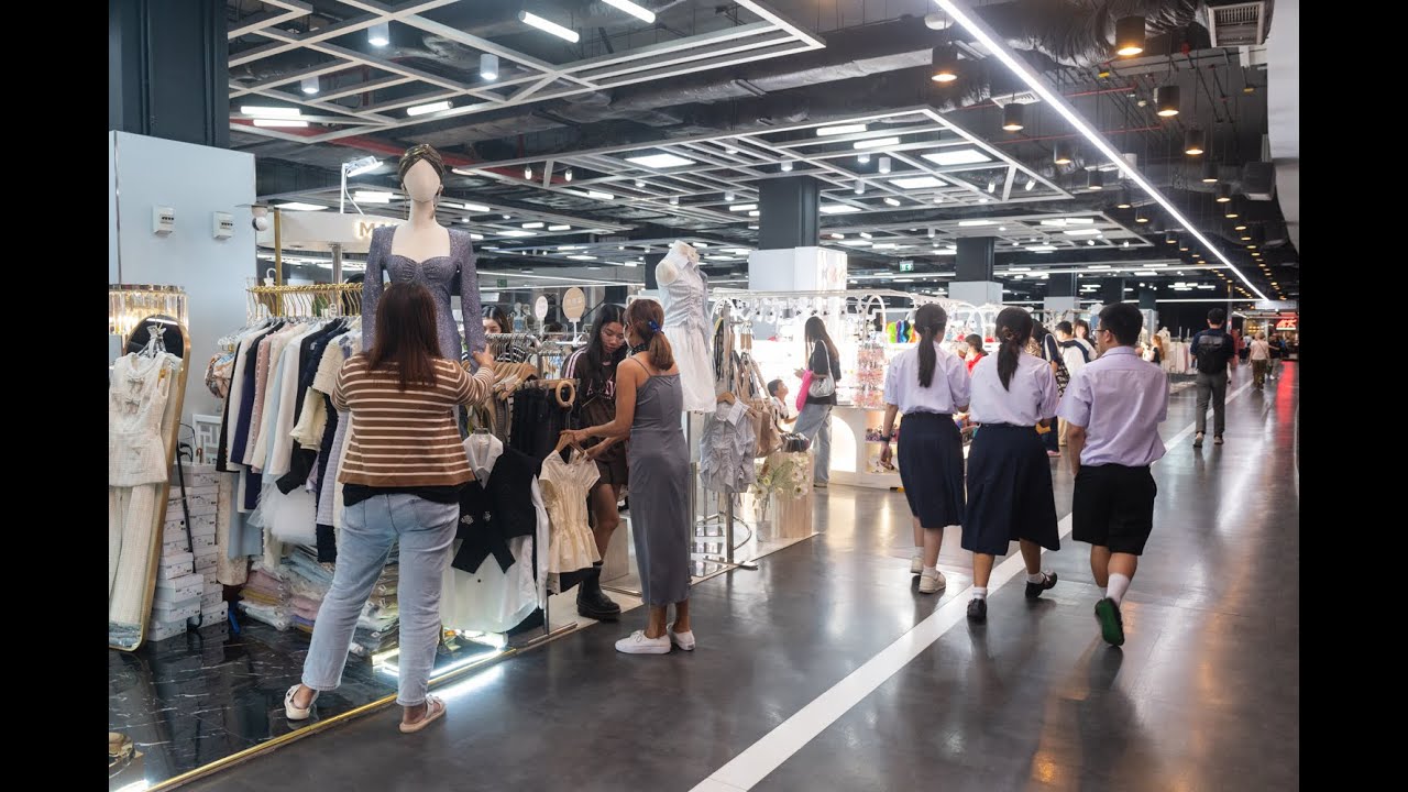 [4K] Walk inside Union Mall Ladprao a Bangkok youthful shopping hub