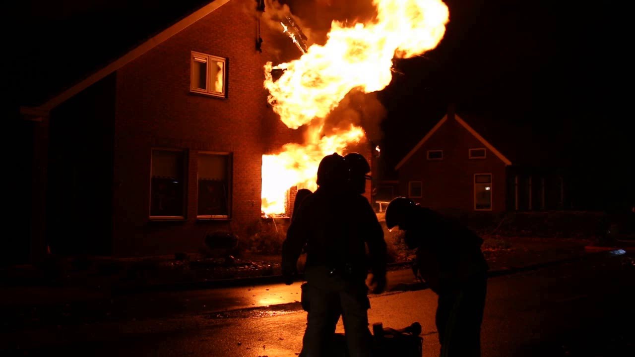 Uitslaande brand in Wedde
