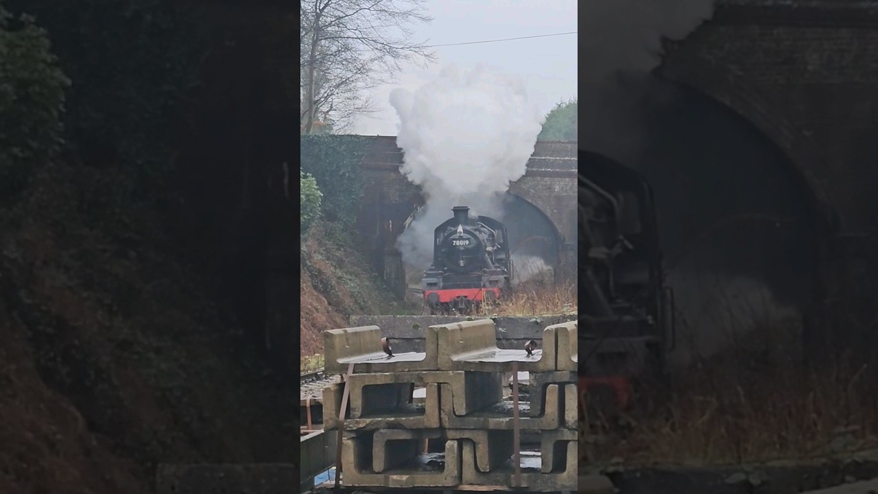 BR Standard Class 2 - 78019 on the Spa Valley Railway #spavalleyrailway #wintersteamgala #78019