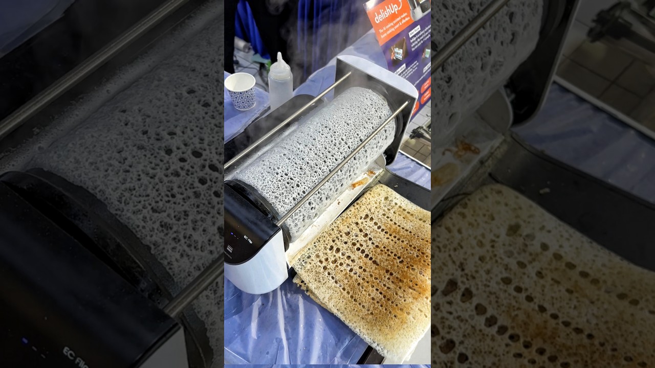Fully Automatic Dosa Printer from Future😱😱 भविष्य से आई है ये मशीन 🤖🤖 Indian Street Food | Bangalore