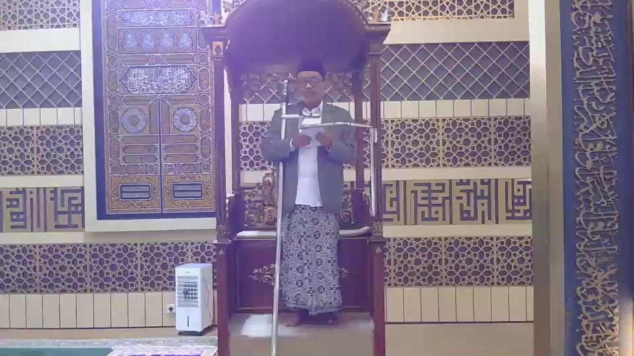 Khutbah Jum' at Masjid Ainul Yaqin UNISMA