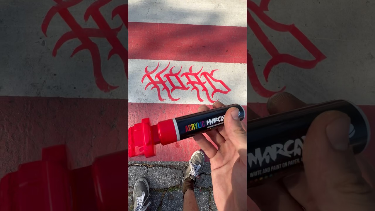 Graffiti tagging on a busy road #graffiti #tagging #shorts