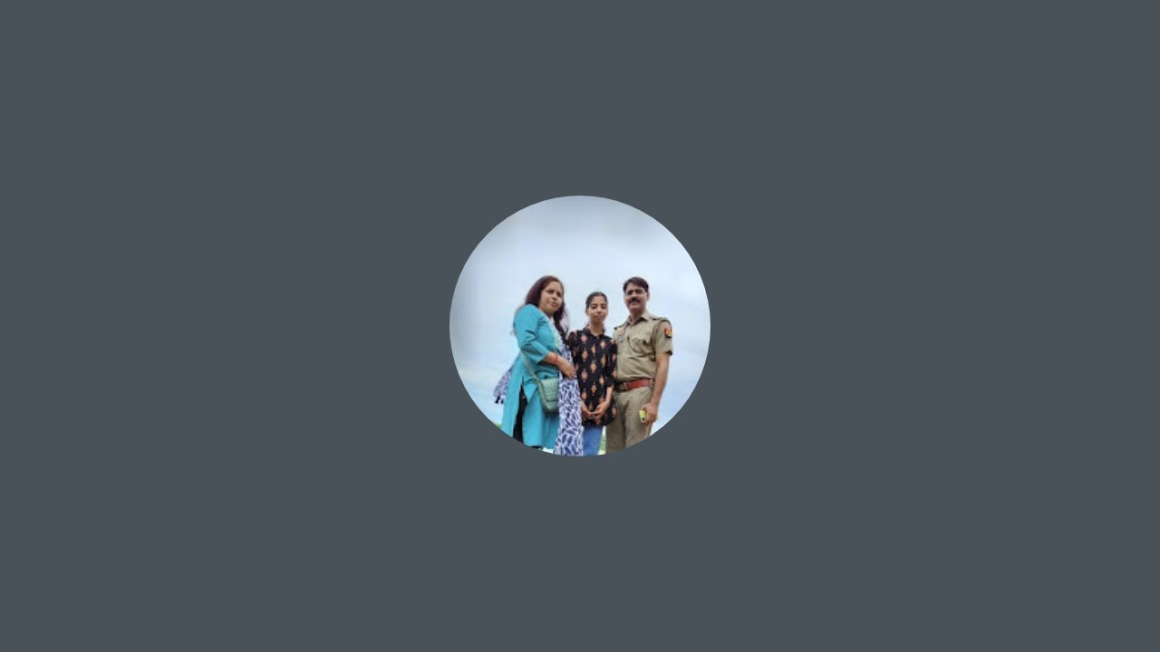 ManishaMK  is live!
