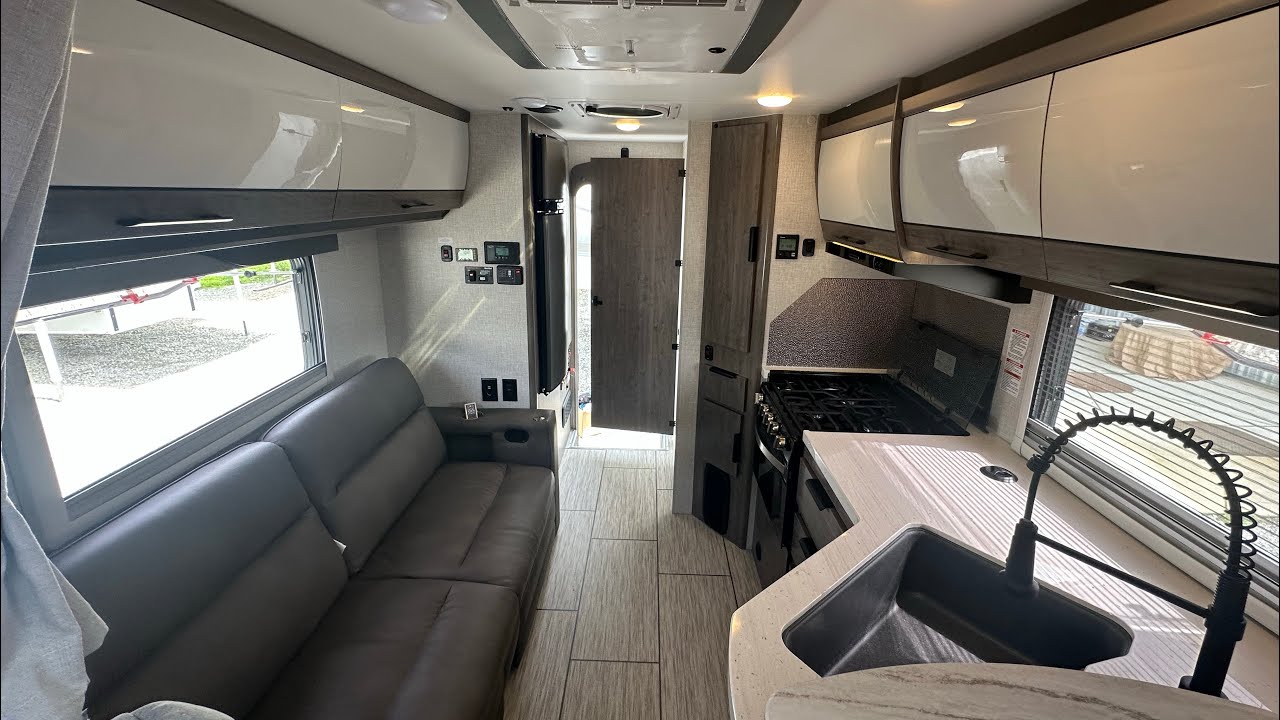 RARE 4 Season 🍁❄️🌺☀️ Lance Truck Camper‼️ 2026 Lance 960 Equipped With Theater Seating‼️