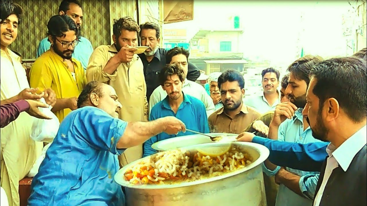 Amjad Afghani Paya Pulao Brakefast  Legs curry Paya white Rice || Amjad Desi chawal wala Talagang