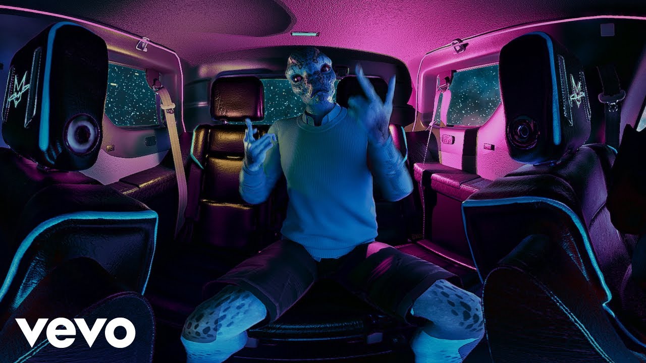 Rauw Alejandro - QU&Eacute; RICO CH**GAMOS (Visualizer)