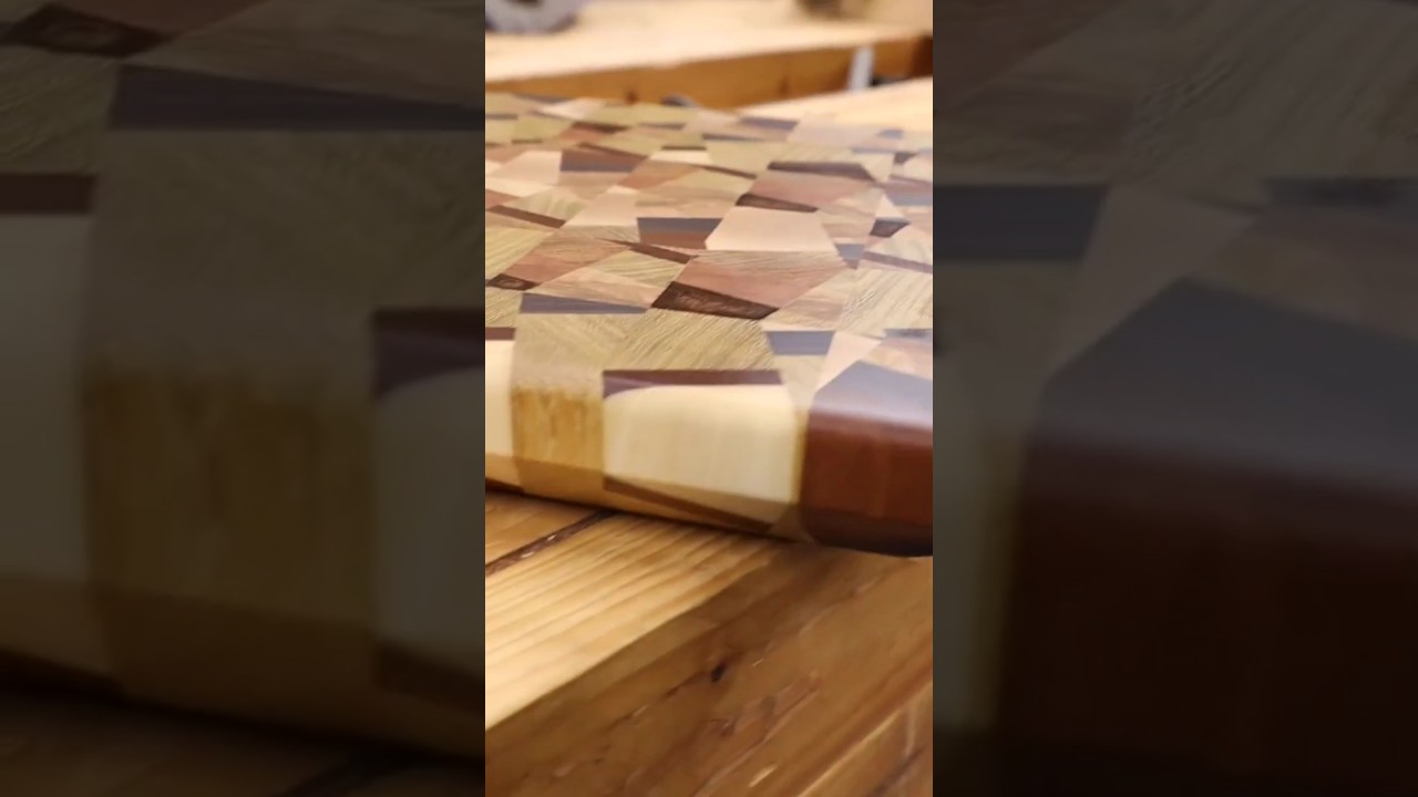Chaotic pattern cutting board #maker #woodworking #handmade #handmade #carpentry